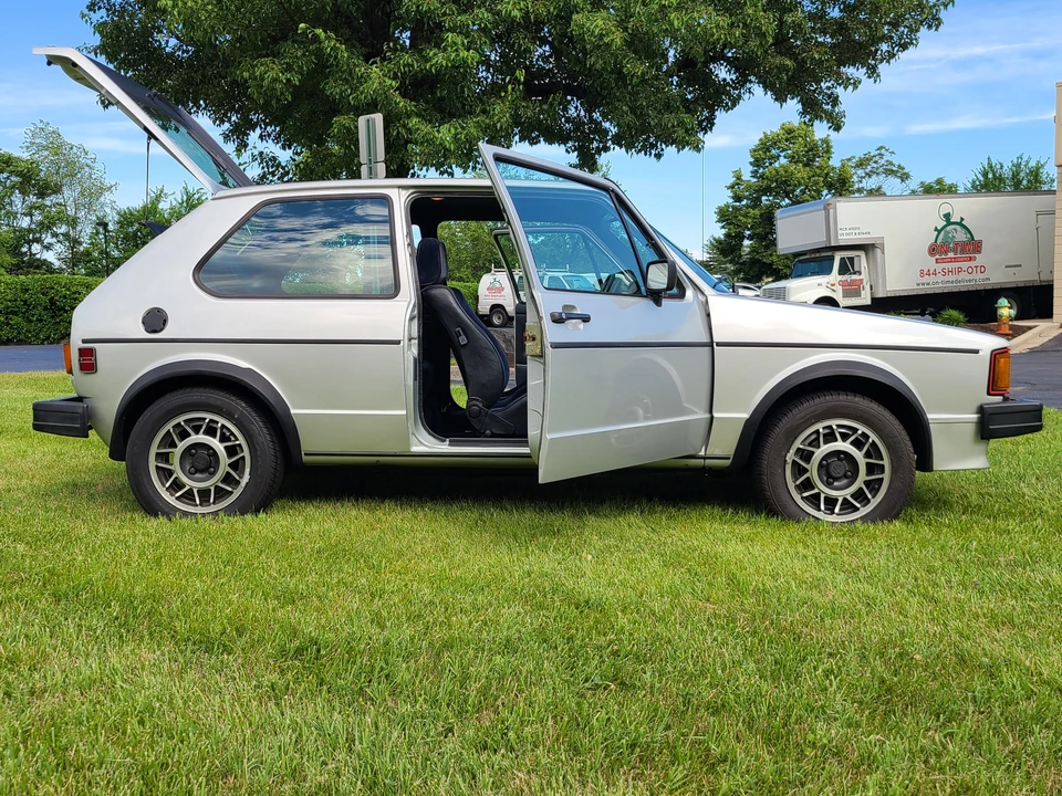 1984 Volkswagen GTI Mk1 - Image 8 of 9