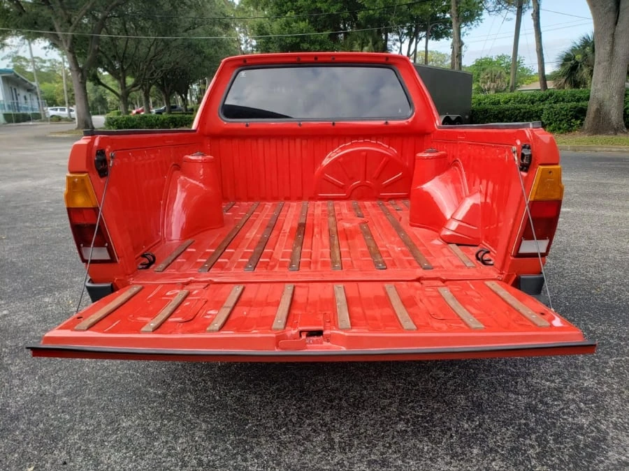 1984 Volkswagen Caddy/Rabbit Pickup - Image 17 of 17