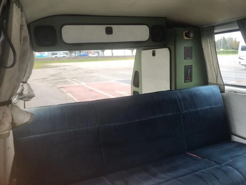 1984 Volkswagen Vanagon - Image 29 of 30