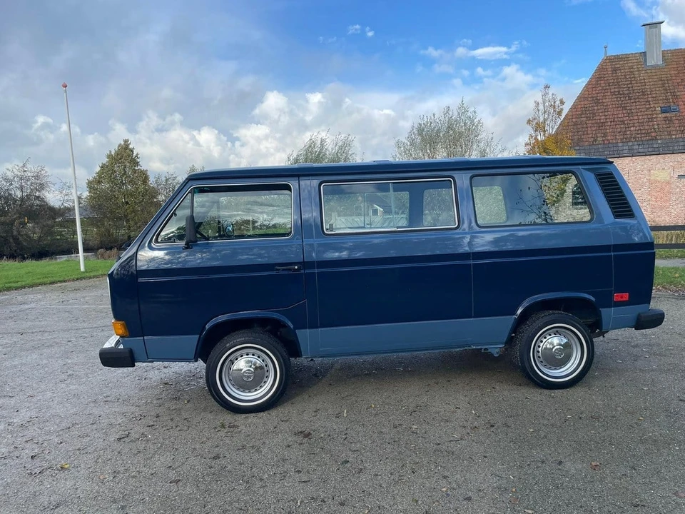 1984 Volkswagen Vanagon - Image 15 of 30
