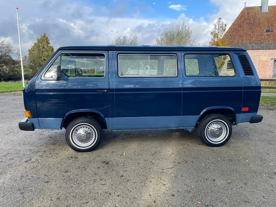 1984 Volkswagen Vanagon - Image 14 of 30