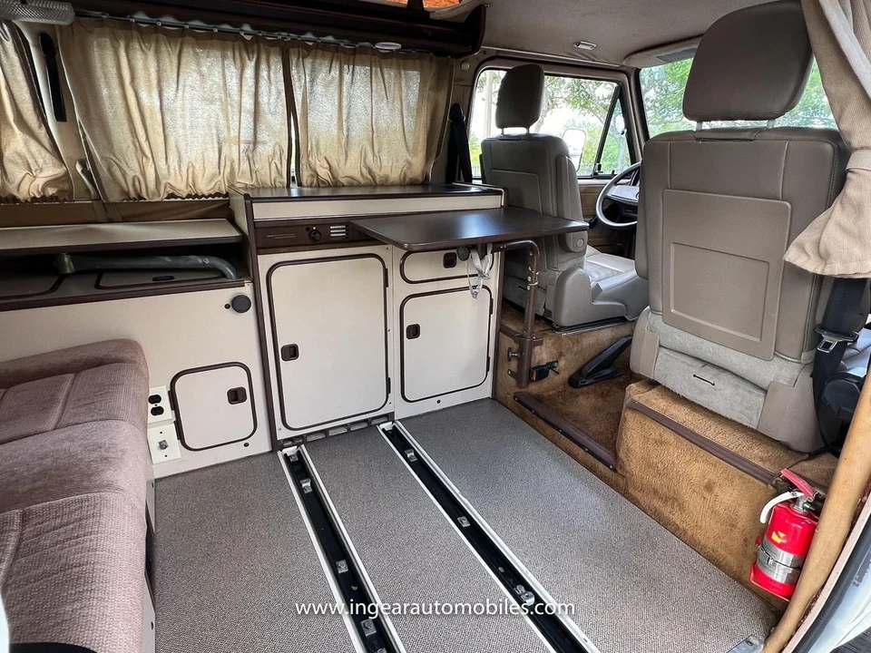 1984 Volkswagen Bay-Window Camper - Image 17 of 21