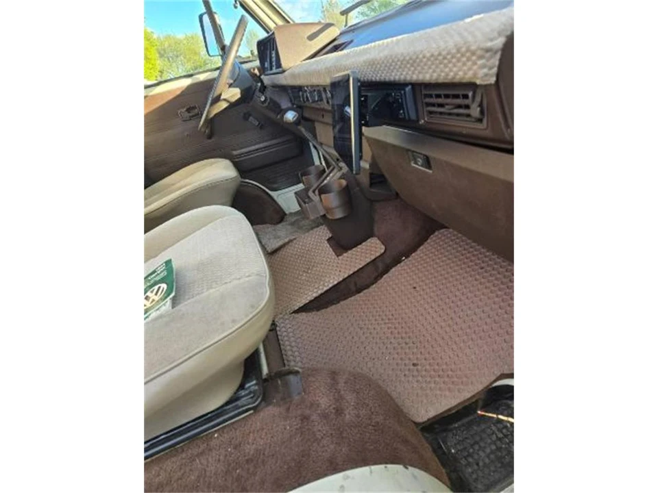 1984 Volkswagen Vanagon - Image 17 of 20