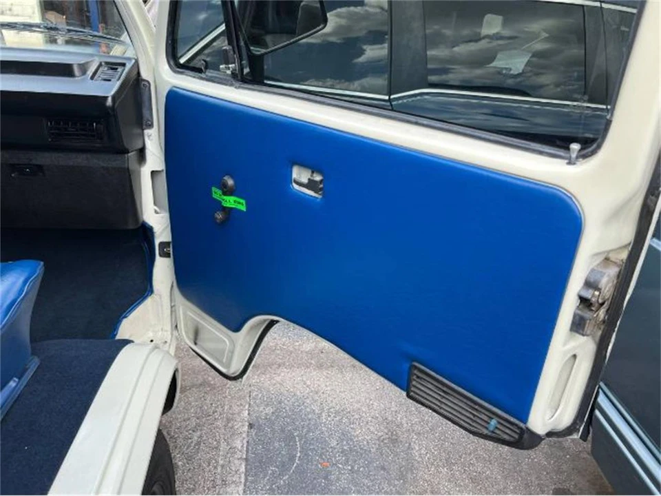 1984 Volkswagen Vanagon - Image 6 of 16
