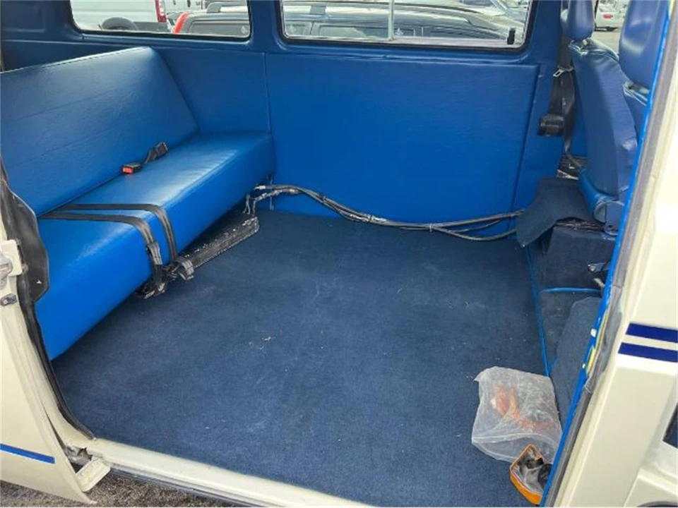 1984 Volkswagen Vanagon - Image 7 of 16