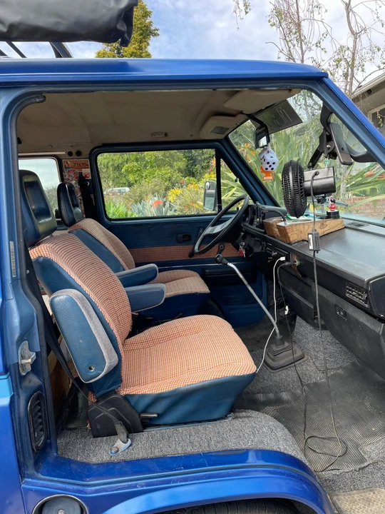 1984 Volkswagen EuroVan - Image 4 of 21