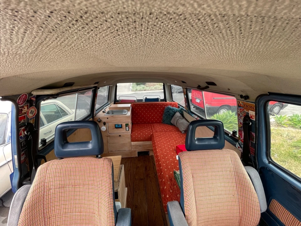 1984 Volkswagen EuroVan - Image 11 of 21
