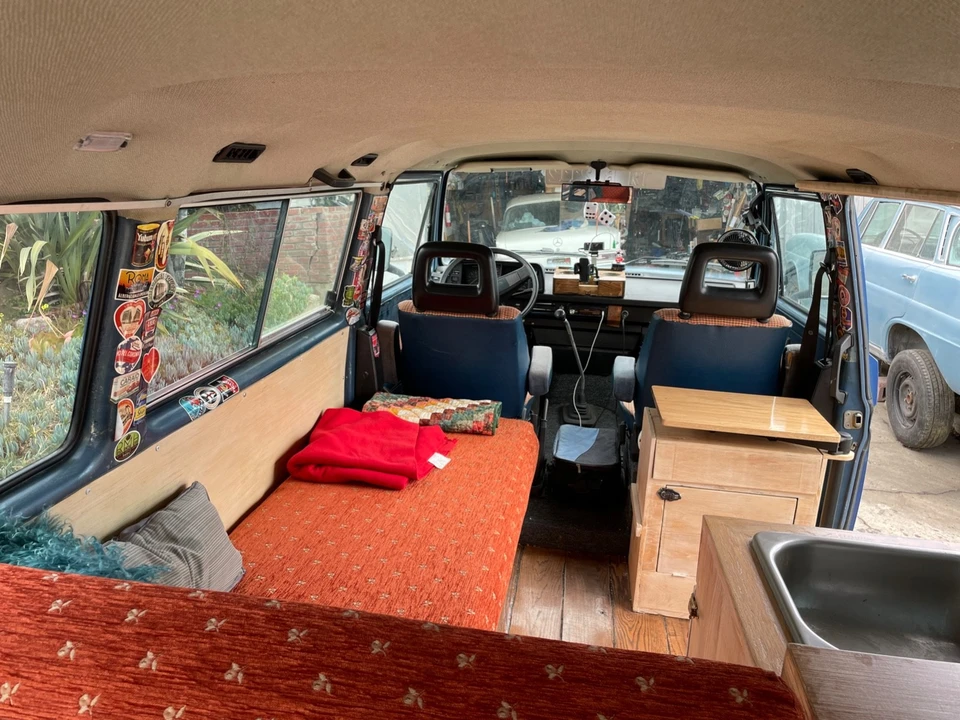 1984 Volkswagen EuroVan - Image 14 of 21