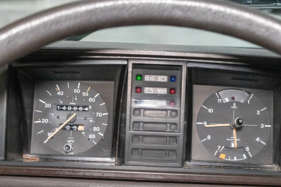 1984 Volkswagen EuroVan - Image 12 of 21