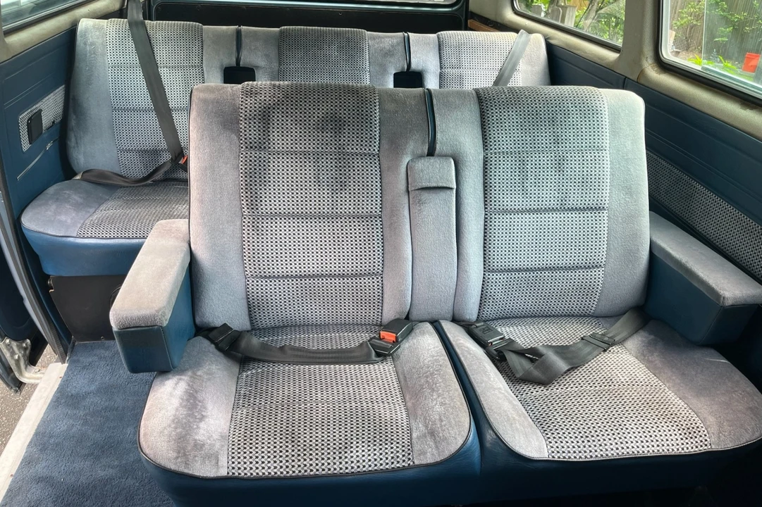 1984 Volkswagen EuroVan - Image 5 of 8