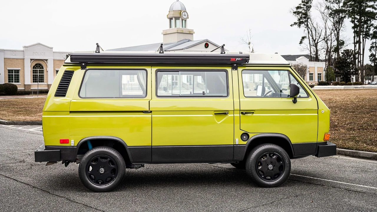 1984 Volkswagen Vanagon - Image 13 of 31