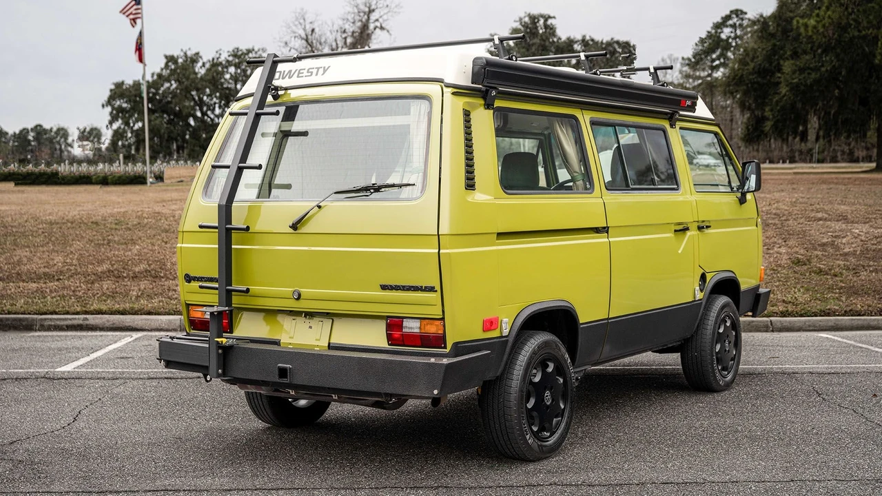1984 Volkswagen Vanagon - Image 9 of 31
