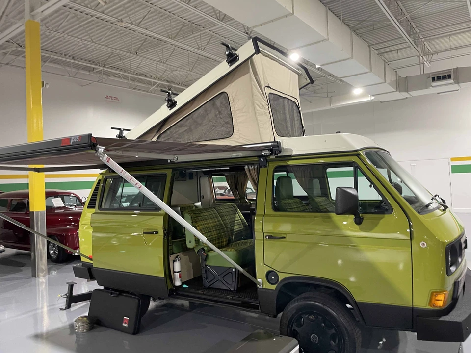 1984 Volkswagen Vanagon - Image 18 of 31