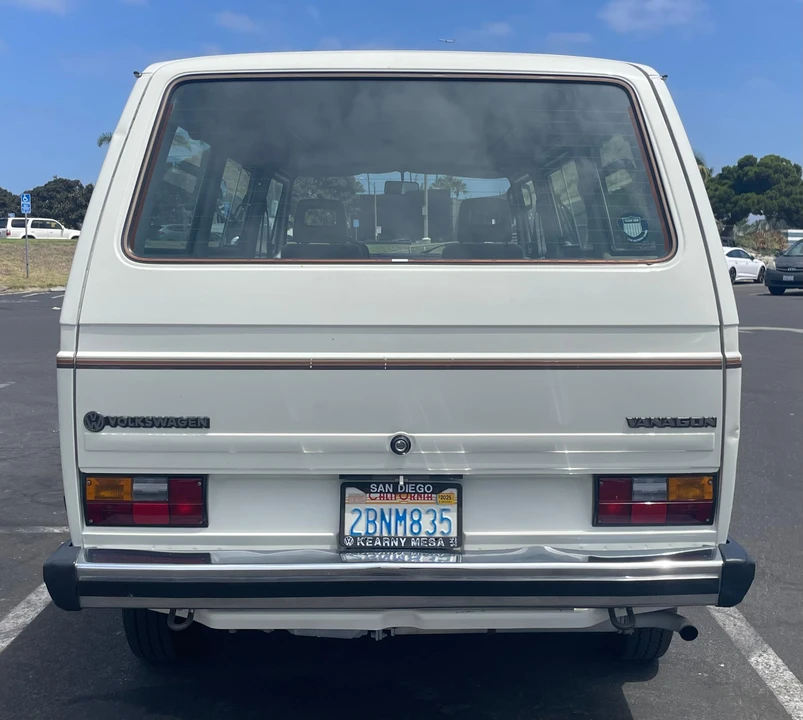 1984 Volkswagen Bay-Window Bus - Image 10 of 31