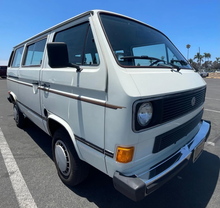 1984 Volkswagen Bay-Window Bus - Image 12 of 31