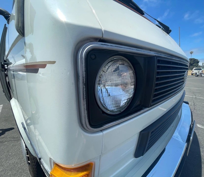 1984 Volkswagen Bay-Window Bus - Image 13 of 31