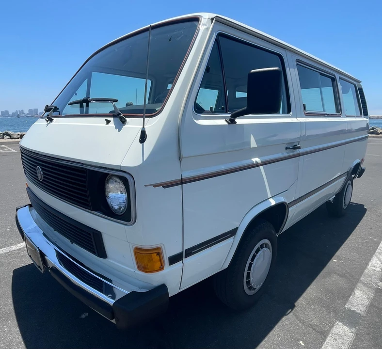 1984 Volkswagen Bay-Window Bus - Image 8 of 31
