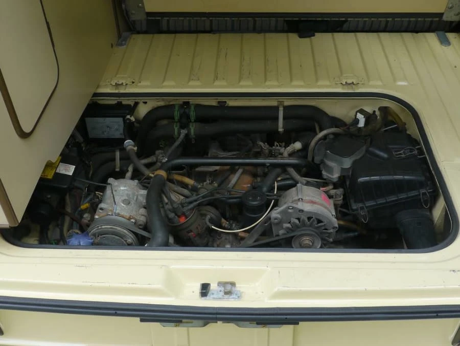 1984 Volkswagen EuroVan - Image 6 of 8