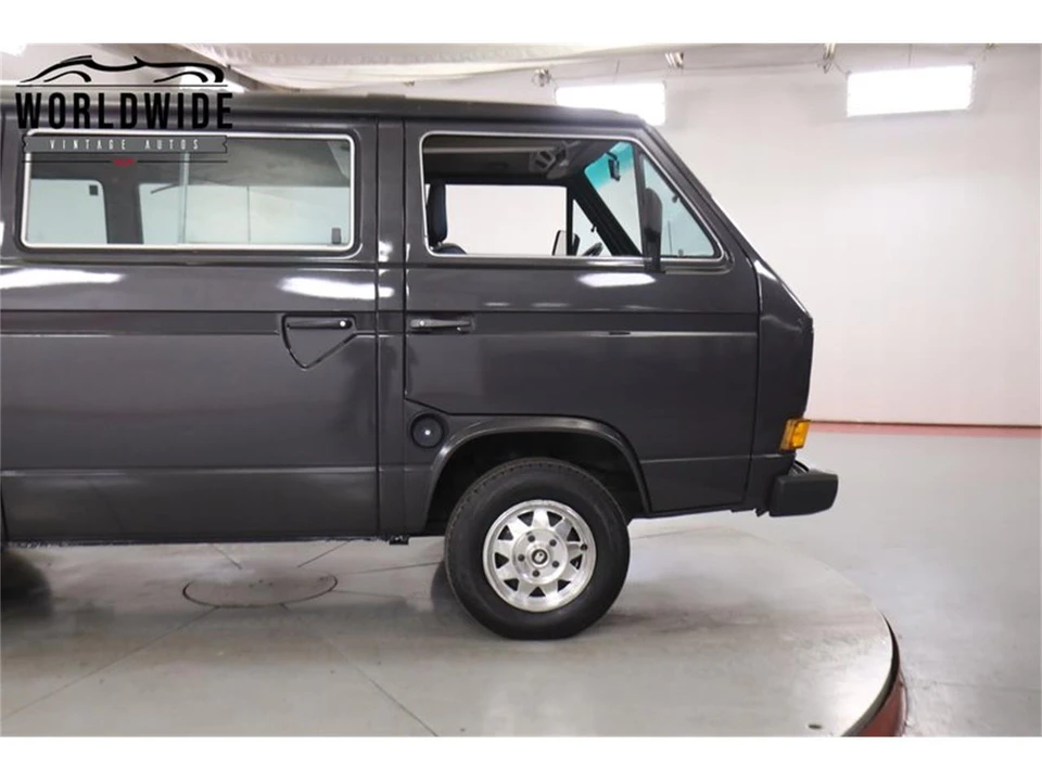 1984 Volkswagen Vanagon - Image 8 of 31