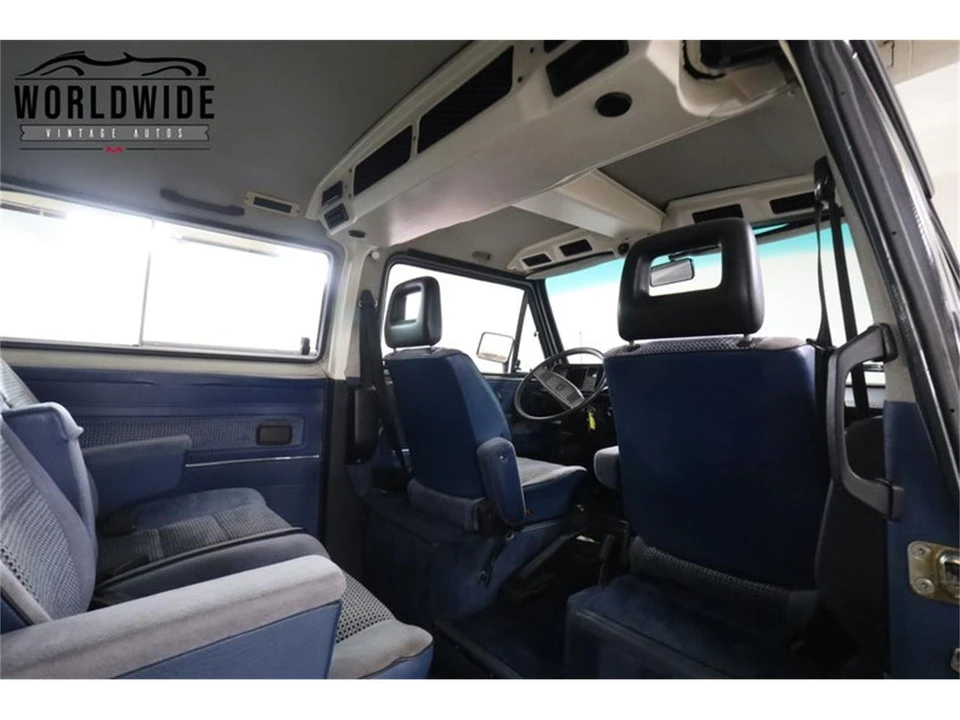 1984 Volkswagen Vanagon - Image 12 of 31