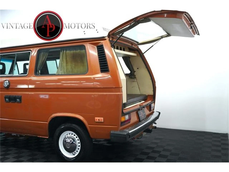 1984 Volkswagen Vanagon - Image 17 of 31