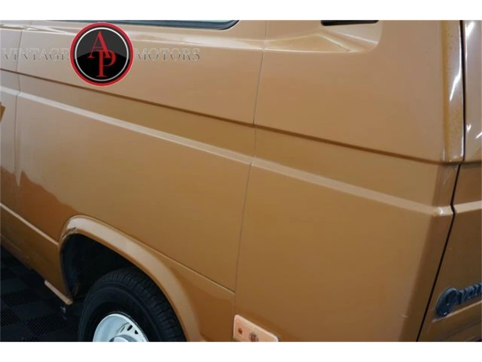 1984 Volkswagen Vanagon - Image 24 of 31