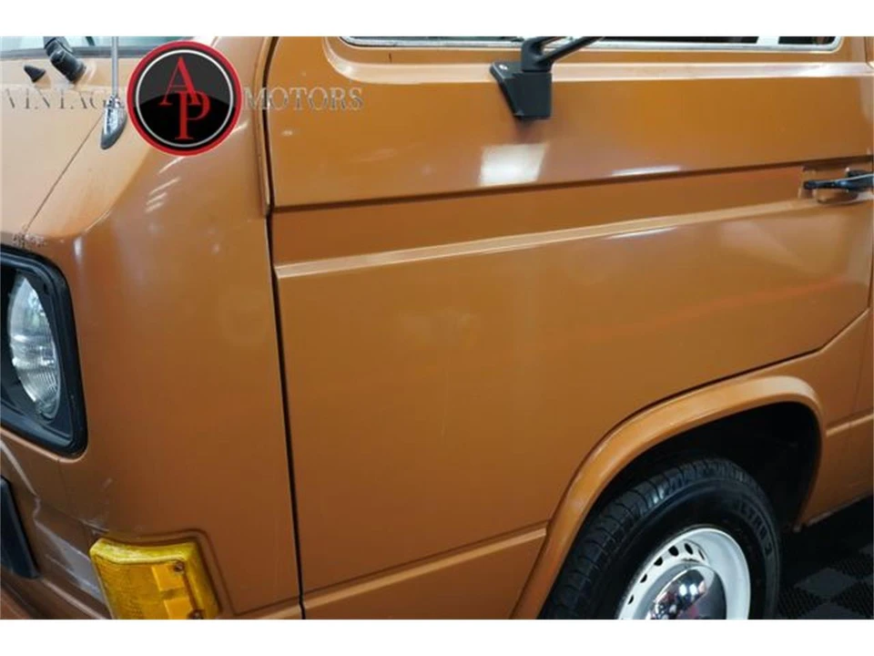 1984 Volkswagen Vanagon - Image 10 of 31