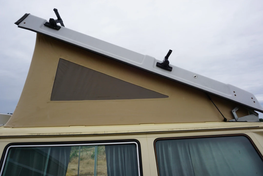 1984 Volkswagen EuroVan - Image 25 of 31