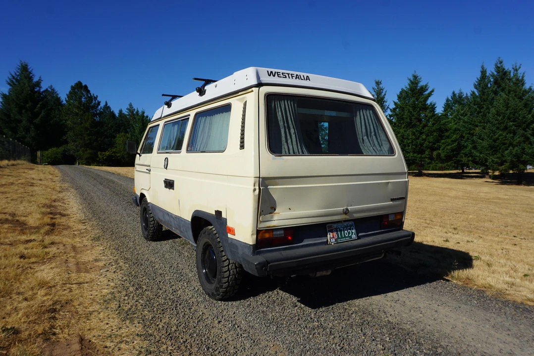 1984 Volkswagen EuroVan - Image 15 of 31