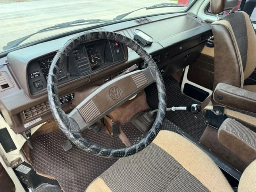 1984 Volkswagen Bay-Window Camper - Image 19 of 27