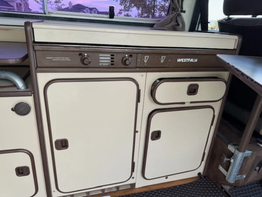 1984 Volkswagen Bay-Window Camper - Image 24 of 27