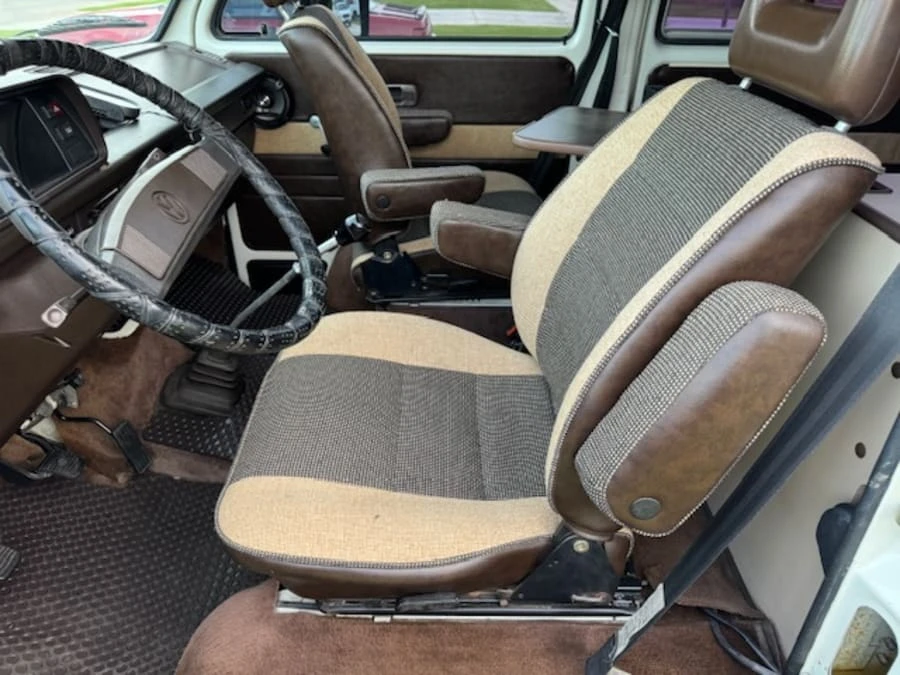 1984 Volkswagen Bay-Window Camper - Image 17 of 27
