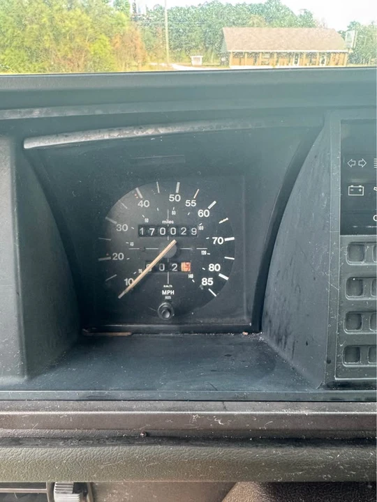 1984 Volkswagen Vanagon - Image 8 of 9