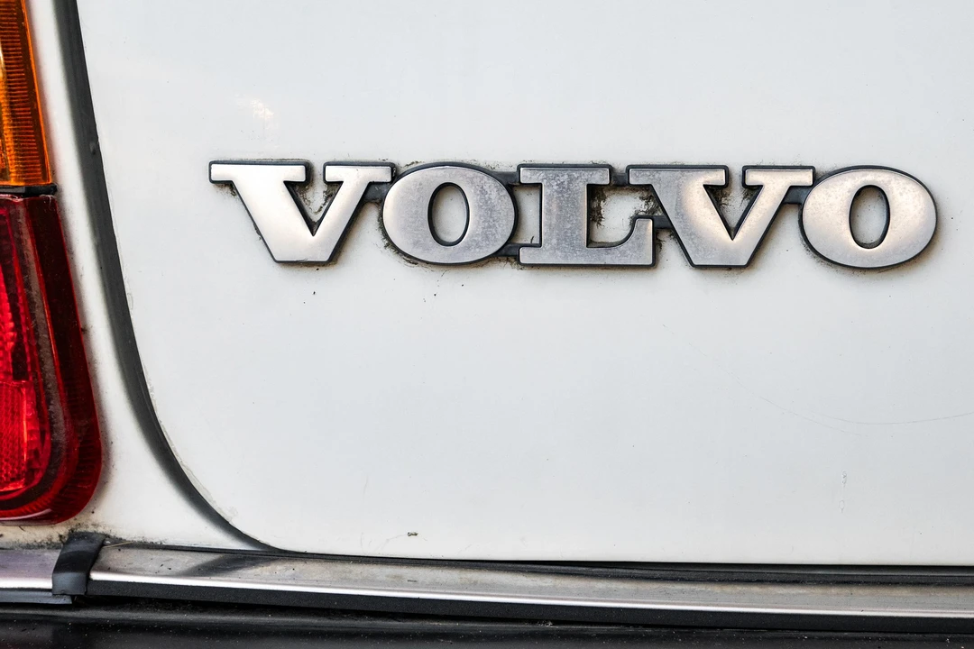 1984 Volvo 245 - Image 17 of 31