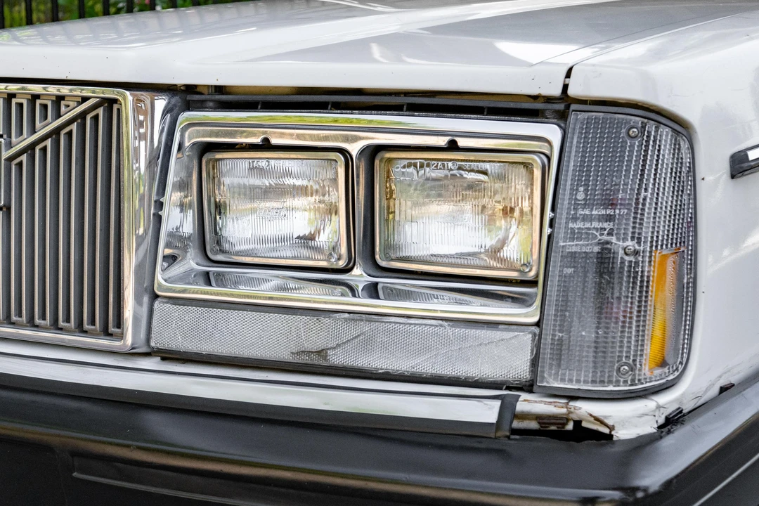 1984 Volvo 245 - Image 12 of 31