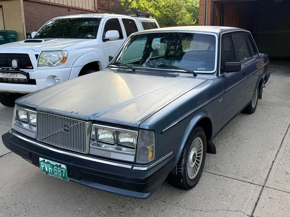 1984 Volvo 244 - Image 2 of 10