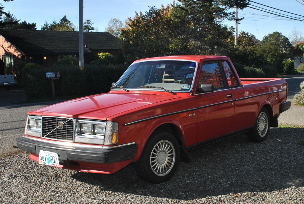 1984 Volvo 240 Pick-Up