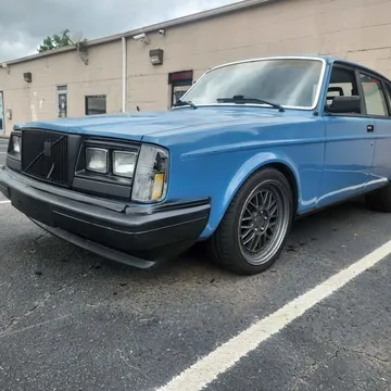 1984 Volvo 240 Sedan 4D