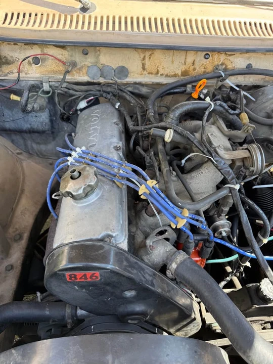 1984 Volvo 245 - Image 8 of 8