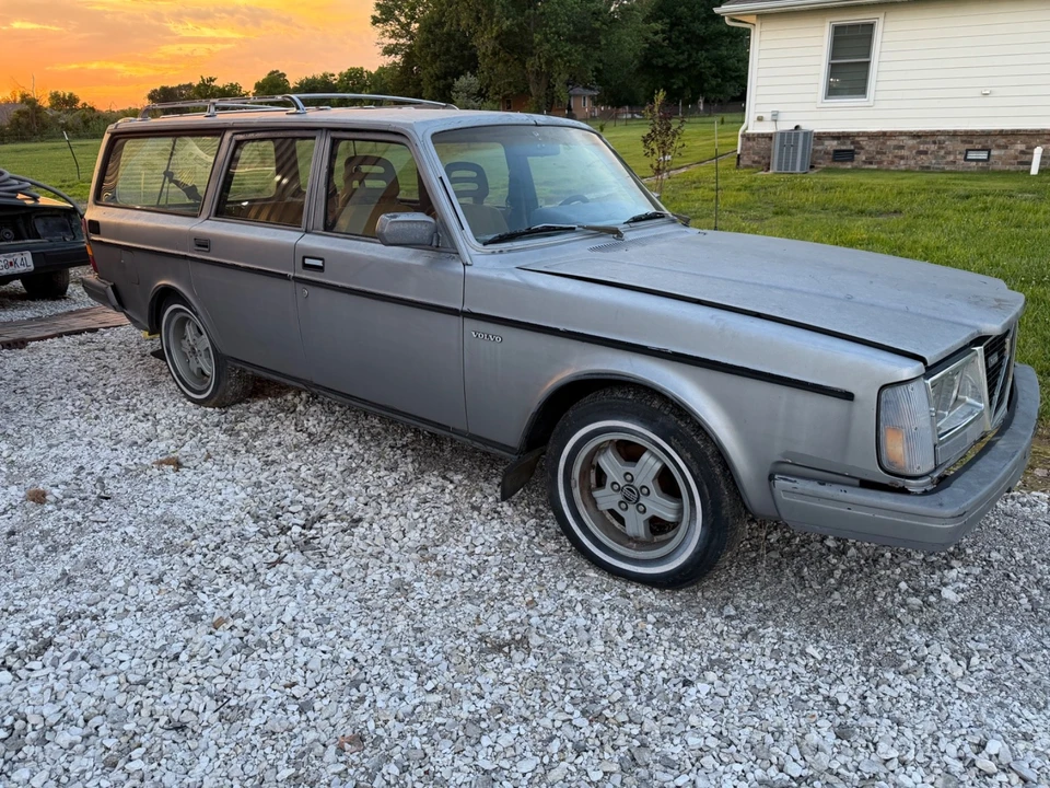 1984 Volvo 244 - Image 3 of 22