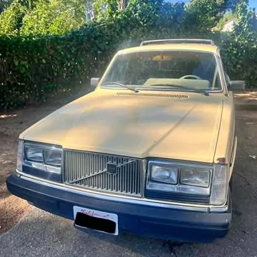 1984 Volvo 240 DL