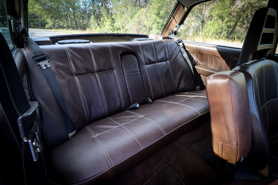 1984 Volvo 242 - Image 11 of 21
