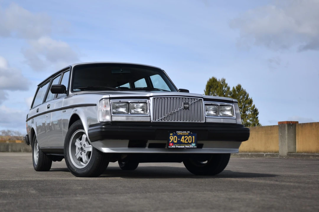 1984 Volvo 245 - Image 26 of 31