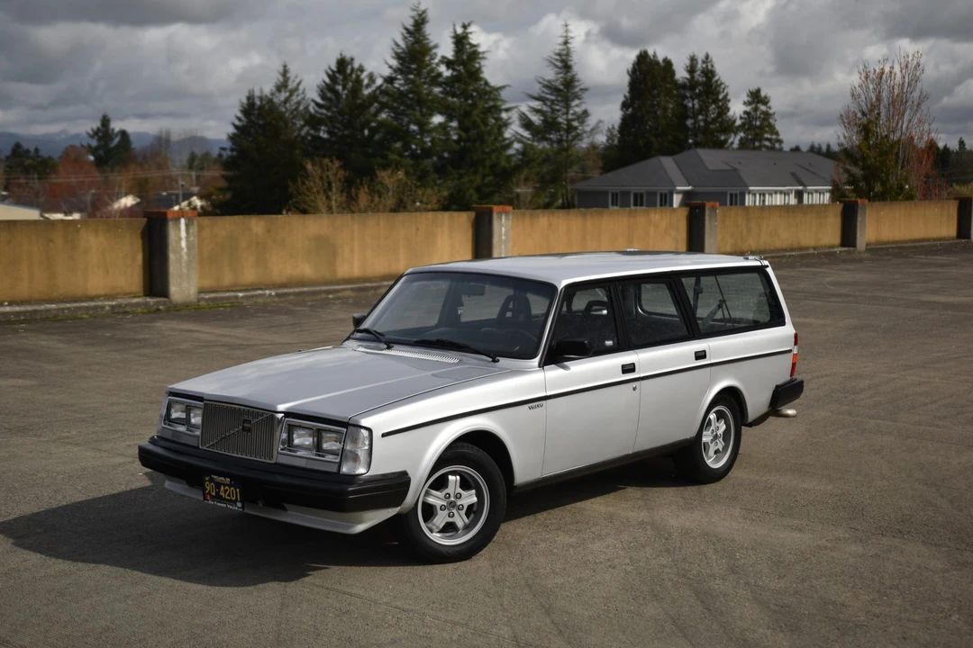 1984 Volvo 245 - Image 21 of 31