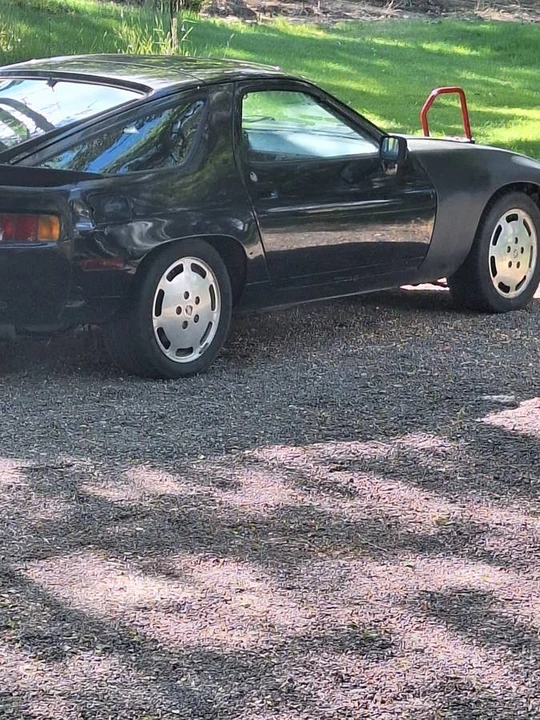 1984 Porsche 928 S - Image 2 of 15