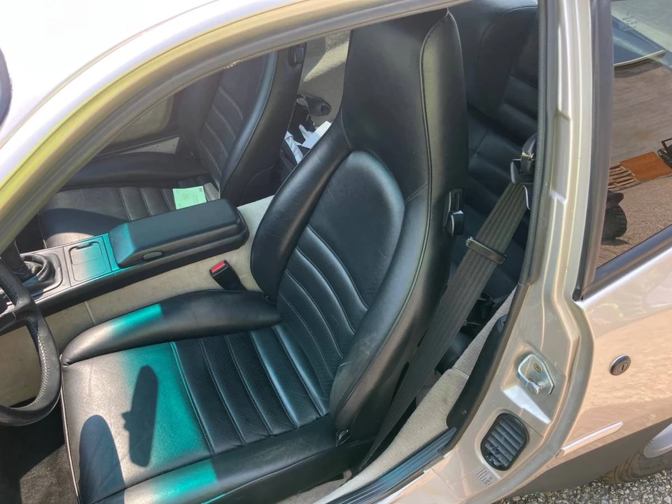 1985 Porsche 944 - Image 13 of 24