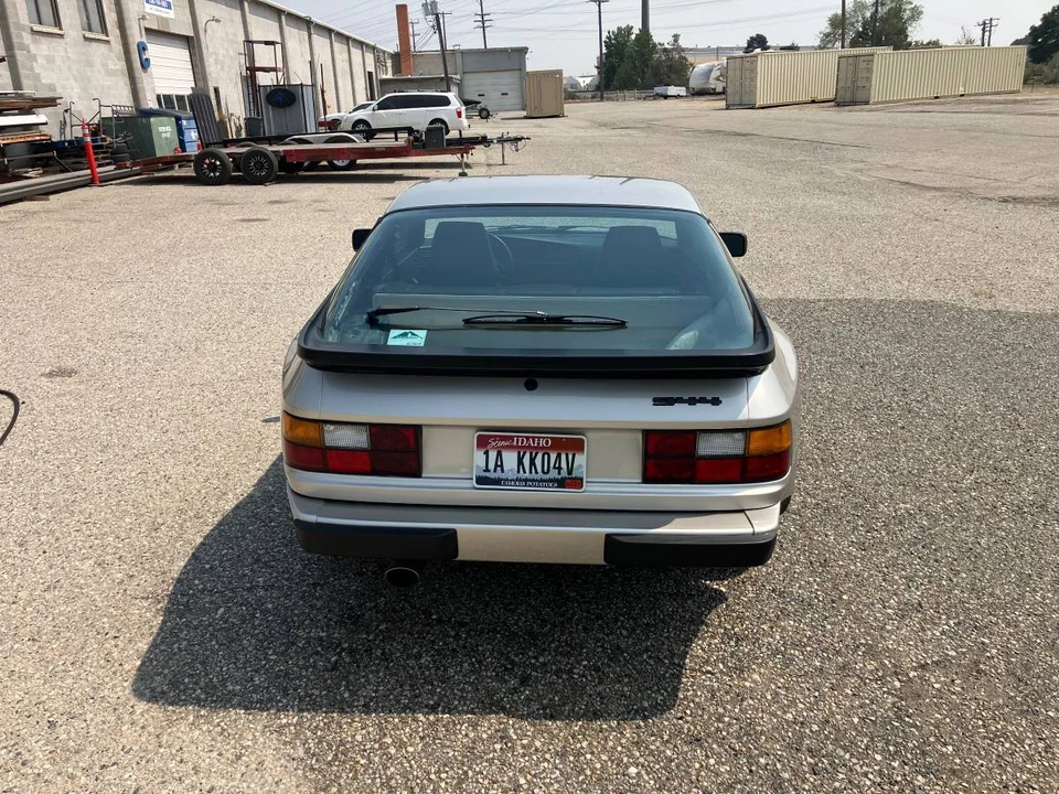 1985 Porsche 944 - Image 7 of 24