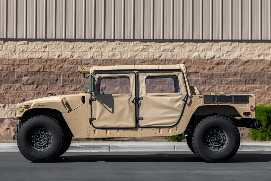 1985 AM General Hummer - Image 2 of 31