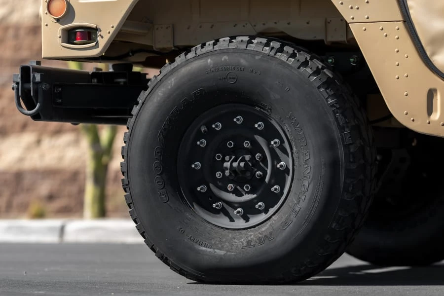 1985 AM General Hummer - Image 30 of 31