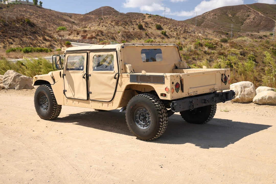 1985 Hummer HMMWV - Image 16 of 31